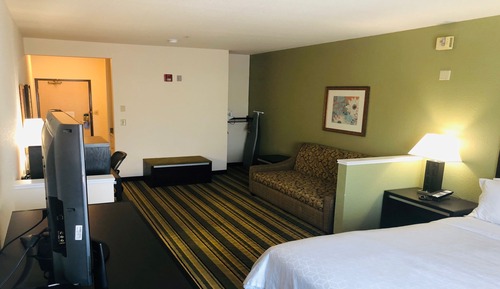 Suite, 1 très grand lit (Communications, Accessible Tub)