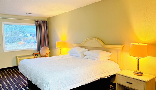 Chambre, 1 très grand lit, non-fumeurs