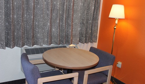 Chambre, 1 très grand lit, accessible aux personnes à mobilité réduite (Mobility Accessible)
