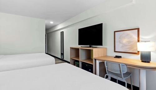 Chambre, 2 grands lits (Mobility & Hearing, Roll-in Shower)