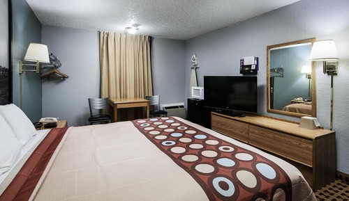 Chambre, 1 très grand lit, accessible aux personnes à mobilité réduite, non-fumeurs (Mobility)