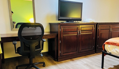 Chambre, 1 très grand lit, non-fumeurs