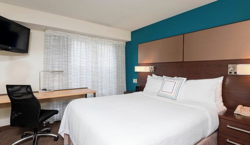 Suite, 1 grand lit et 1 canapé-lit