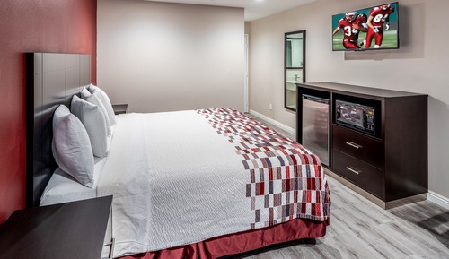 Chambre Supérieure, 1 très grand lit (Smoke Free)