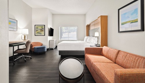 Chambre, 1 très grand lit (Communications, Accessible Tub)