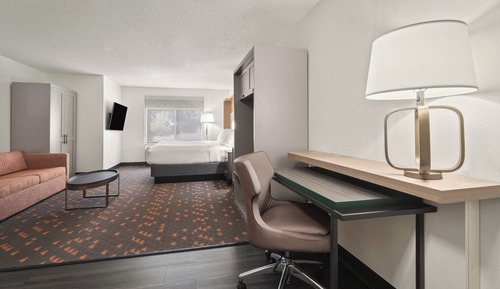 Chambre Premium, 1 très grand lit, accessible aux personnes à mobilité réduite (Communications)