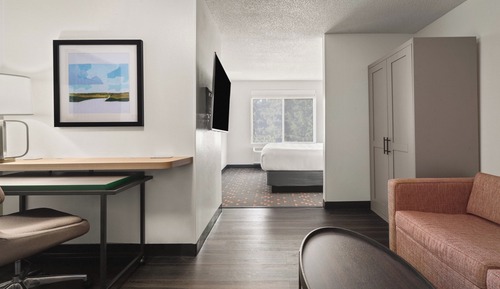Chambre Premium, 1 très grand lit et 1 canapé-lit