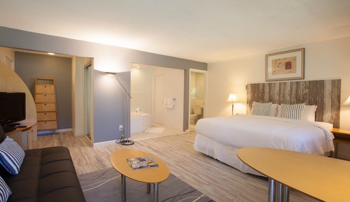 Chambre Lune de Miel, baignoire à jets