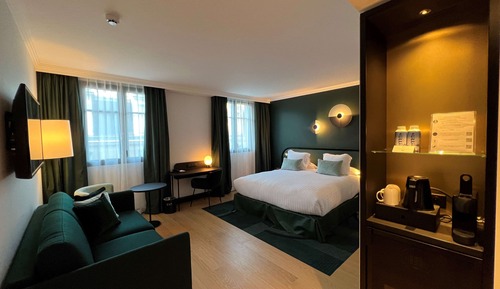 Chambre Deluxe, 1 très grand lit, non-fumeurs (Larger Room;Twin bed on request)