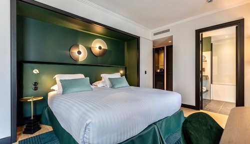 Chambre Deluxe, 1 très grand lit, non-fumeurs (Larger Room;Twin bed on request)