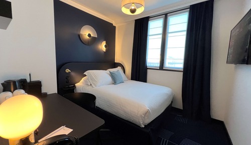 Chambre Standard, 1 lit double, non-fumeurs (Small Room)