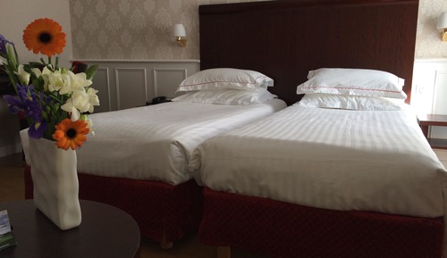 Chambre Confort, 2 lits une place, non-fumeurs (Larger Room)
