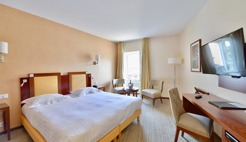 Suite Junior, 1 très grand lit, non-fumeurs (Larger Room)