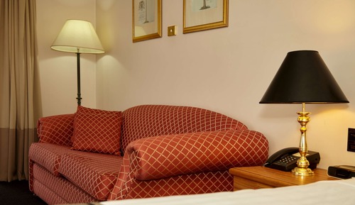 Chambre Exécutive, 1 grand lit, non-fumeurs, baignoire à jets