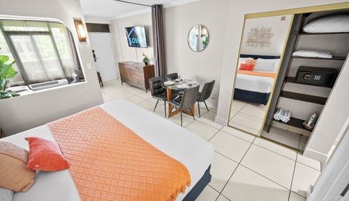 Suite Deluxe, 1 très grand lit et 1 canapé-lit (Royal Palm)