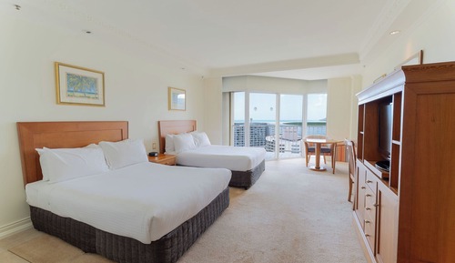 Chambre Classique avec lits jumeaux, 2 lits doubles, vue port