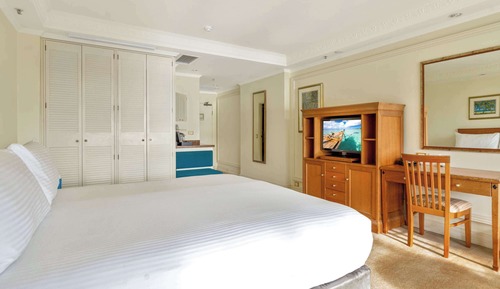 Chambre Classique, 1 grand lit, vue montagne