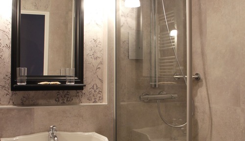 Chambre Confort, 1 lit double, non-fumeurs