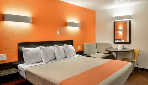 Chambre Deluxe, 1 très grand lit, accessible aux personnes à mobilité réduite, non-fumeurs