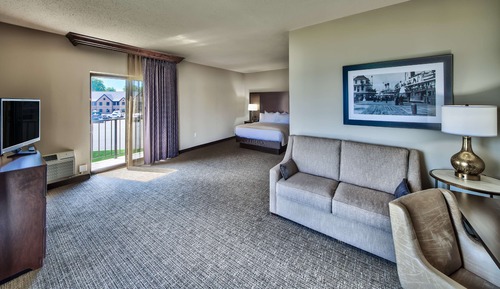 Chambre Deluxe, 1 très grand lit et 1 canapé-lit, balcon, vue fleuve