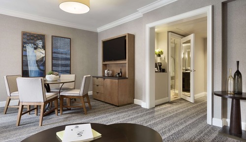 Suite, 1 chambre (Ambassador, 1 King)