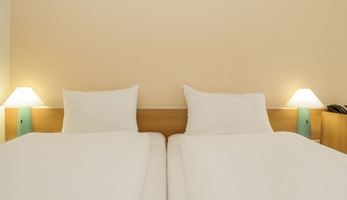 Chambre Standard, 2 lits une place