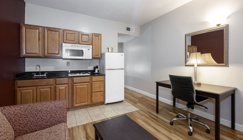 Suite Standard, 1 très grand lit, non-fumeurs, coin cuisine (Kitchenette)