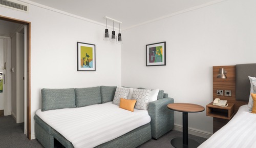 Chambre Standard, 1 lit double et 1 canapé-lit