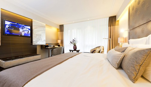 Chambre, 1 grand lit (Surprise)