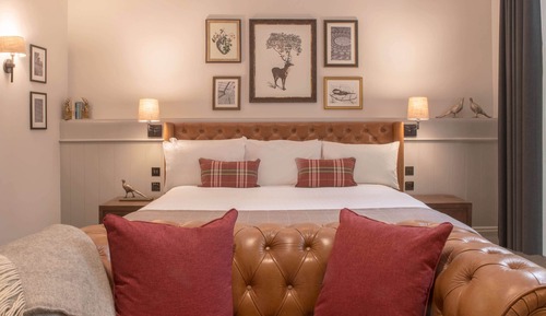 Mansion House Deluxe