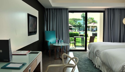 Chambre Supérieure, 2 lits une place, vue piscine (Premium)