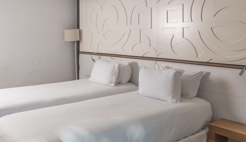 Chambre Supérieure, 2 lits une place