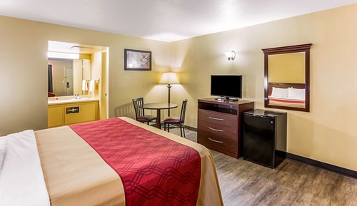 Chambre, 1 très grand lit, non-fumeurs