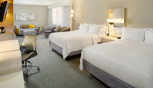 Chambre, 2 grands lits (Mobility/Hearing Accessible, Tub)