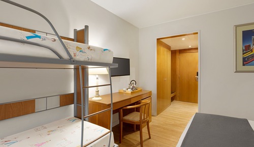 Chambre, plusieurs lits, non-fumeurs