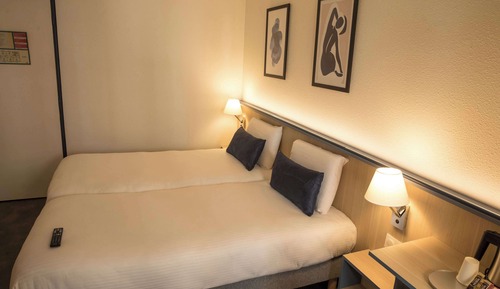 Chambre Standard, 2 lits une place