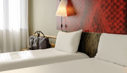 Chambre Standard, 2 lits une place