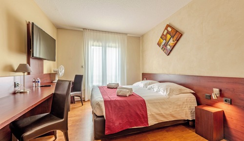 Chambre Confort Double, accès gratuit au sauna & hammam