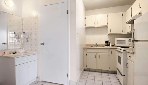 Chambre Standard, 2 grands lits, coin cuisine