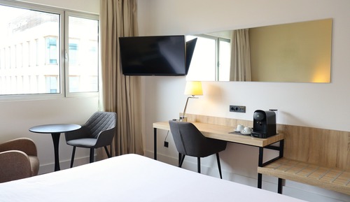 Chambre Supérieure, vue partielle sur la mer (2 adults)