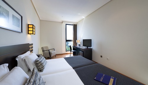 Chambre Triple 2 Adultes et 1 Enfant