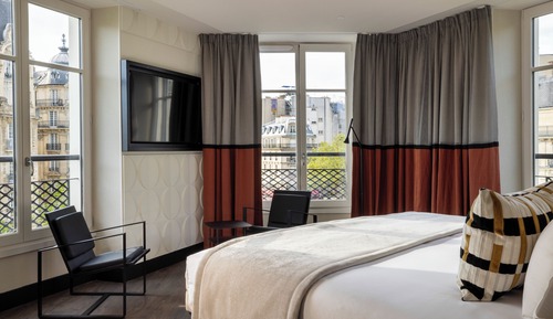Junior Suite vue Tour Eiffel