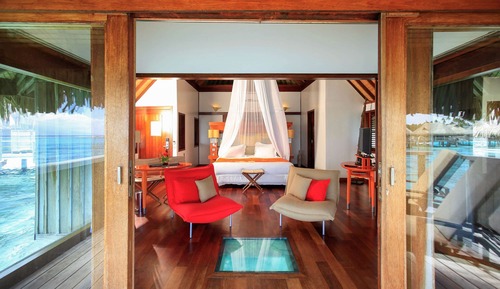 Chambre Luxe, 1 très grand lit, sur l'eau