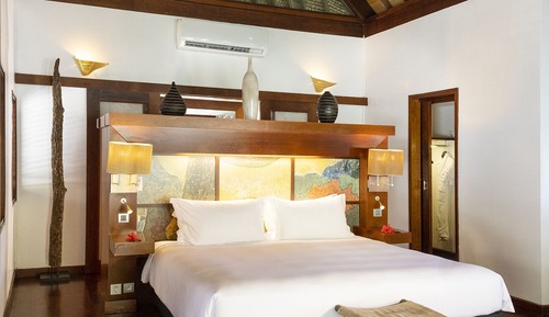 Bungalow Luxe, 1 très grand lit, en front de plage