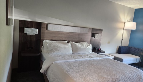 Chambre Standard, 1 très grand lit