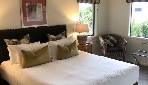 Appartement Supérieur, bain à remous, côté cour intérieure