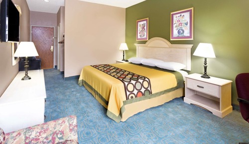 Chambre, 1 très grand lit, accessible aux personnes à mobilité réduite (Mobility Accessible)