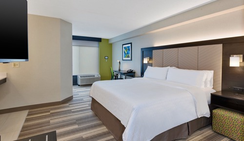Suite, 1 très grand lit (Communications, Accessible Tub)