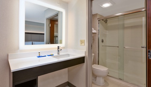 Suite, 1 très grand lit