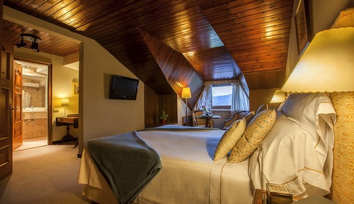 Chambre Standard Double ou avec lits jumeaux